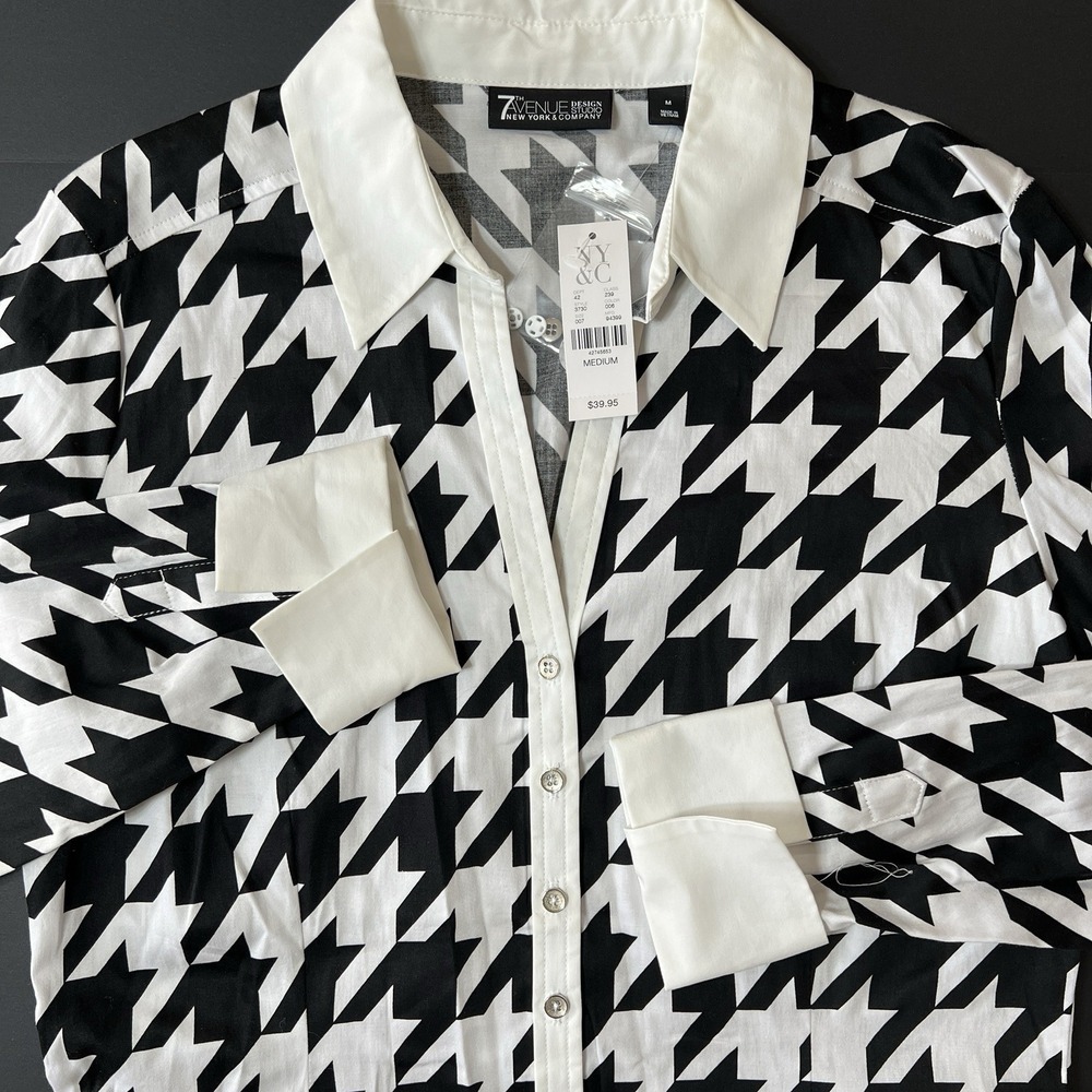 7th Ave New York Co Women's Button Up Shirt Size M Geometric NWT Buisness Preppy